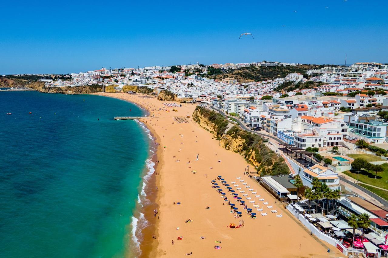 Ocean Chic By The Appartement Albufeira